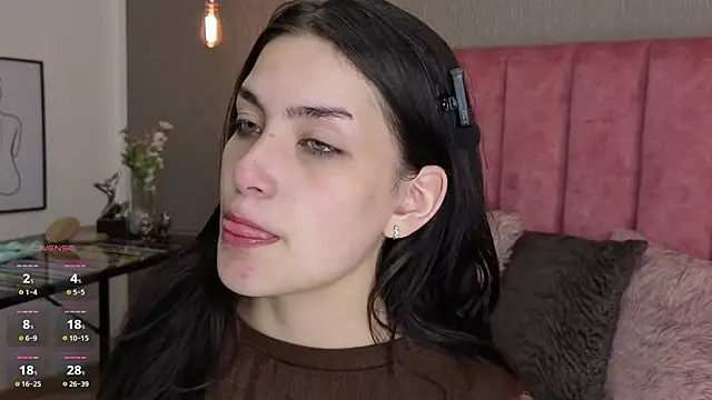Alexa Thaylor  online show from May 5, 4:15 pm