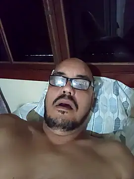 Snapshot of RobertoBuzios22 chatting on September 26, 8:24 pm RobertoBuzios22 online show from September 26, 8:24 pm