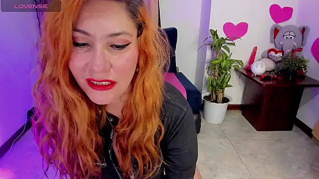 Snapshot of HARLEYJAC1 chatting on October 17, 8:06 am HARLEYJAC1 online show from October 17, 8:06 am