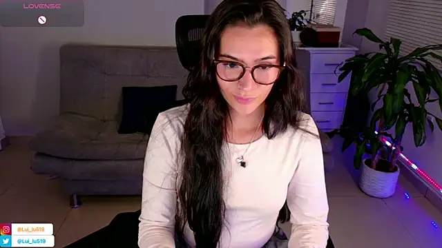 ImLui lu online show from February 19, 4:34 am