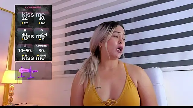 WANDAFOXX1 online show from January 30, 7:07 am