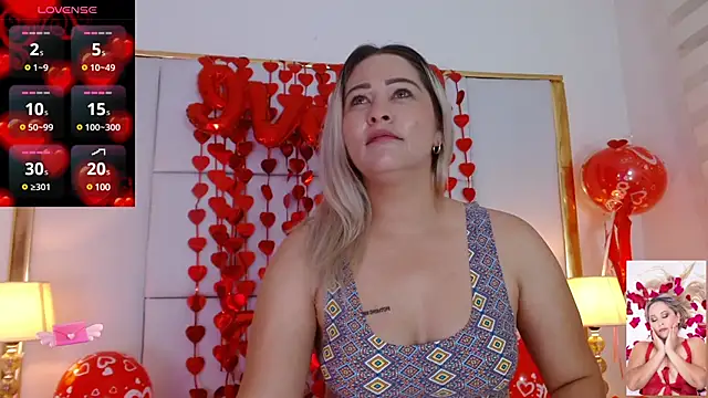 WANDAFOXX1 online show from February 15, 7:16 am