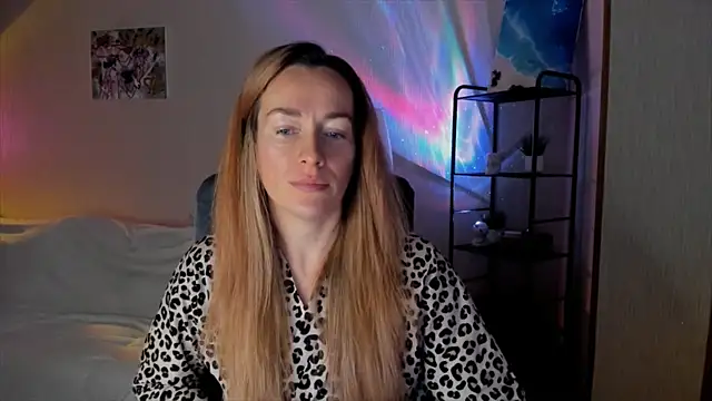 RebeccaMartinez online show from November 29, 7:22 am