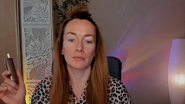Snapshot of RebeccaMartinez chatting on April 30, 10:21 am RebeccaMartinez online show from April 30, 10:21 am