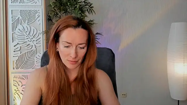 Snapshot of RebeccaMartinez chatting on May 10, 7:02 am RebeccaMartinez online show from May 10, 7:02 am
