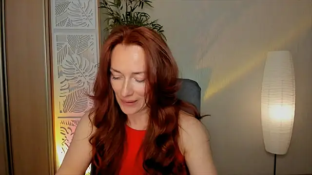 Snapshot of RebeccaMartinez chatting on May 14, 11:28 am RebeccaMartinez online show from May 14, 11:28 am