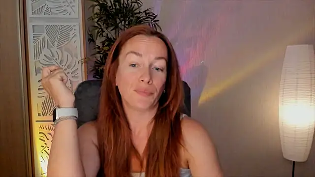 Snapshot of RebeccaMartinez chatting on May 28, 12:24 pm RebeccaMartinez online show from May 28, 12:24 pm