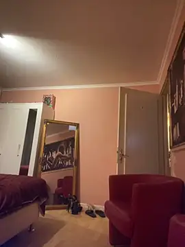 Snapshot of sophiahot_thick chatting on October 17, 8:33 pm sophiahot thick online show from October 17, 8:33 pm