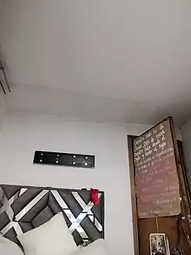 katha steele  online show from December 6, 10:05 am