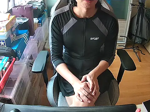 swimsuitloves online show from April 23, 4:14 am