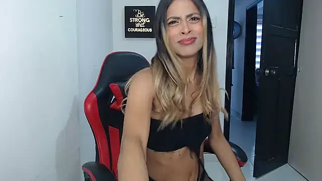 Liamiler01  online show from October 1, 12:22 pm