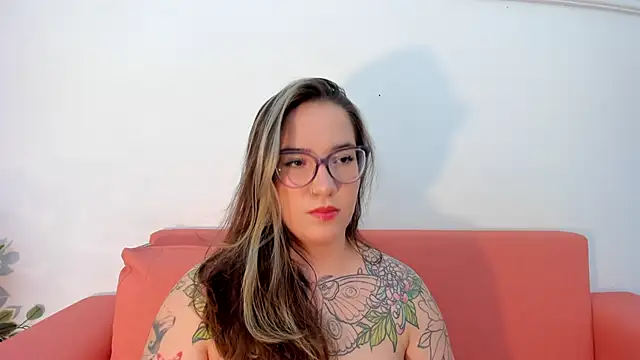 DEVA BLUE  online show from March 15, 4:18 am