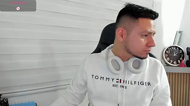 Rick Diesel  online show from February 3, 5:05 am