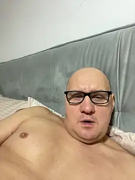 vanjbi45 online show from January 6, 6:25 am