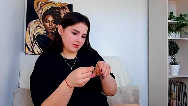 Snapshot of Talla_a chatting on February 28, 7:26 am Talla a online show from February 28, 7:26 am