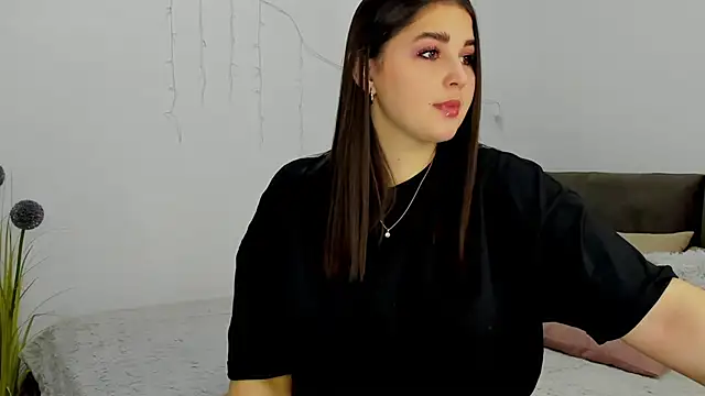 Snapshot of Talla_a chatting on March 18, 7:30 am Talla a online show from March 18, 7:30 am