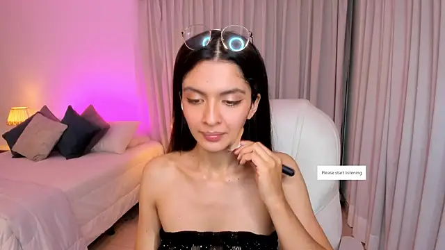 miiaa evans online show from December 31, 6:59 am