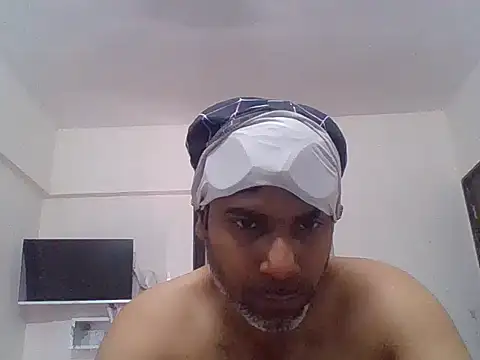 mediumdudein online show from June 4, 8:20 am