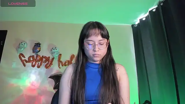 Snapshot of shantalc3rezo chatting on October 29, 7:48 pm shantalc3rezo online show from October 29, 7:48 pm