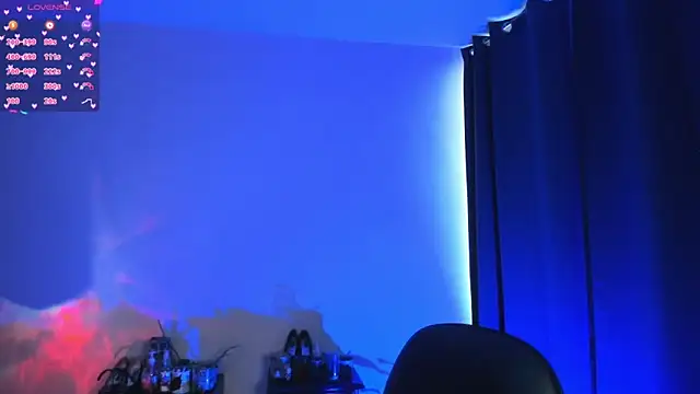 Snapshot of shantalc3rezo chatting on November 15, 8:27 pm shantalc3rezo online show from November 15, 8:27 pm