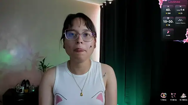 shantalc3rezo online show from February 9, 7:51 pm