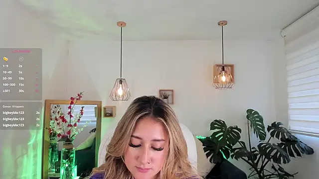 dina ride online show from March 17, 4:54 pm