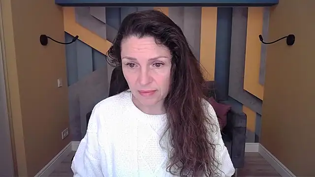 EllaLong online show from February 4, 12:33 pm