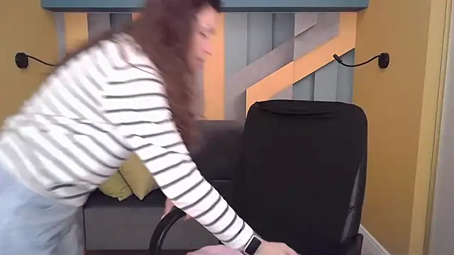 EllaLong online show from March 26, 12:33 pm