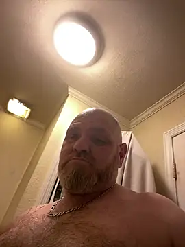 Snapshot of mrscum4u chatting on February 15, 3:28 pm mrscum4u online show from February 15, 3:28 pm