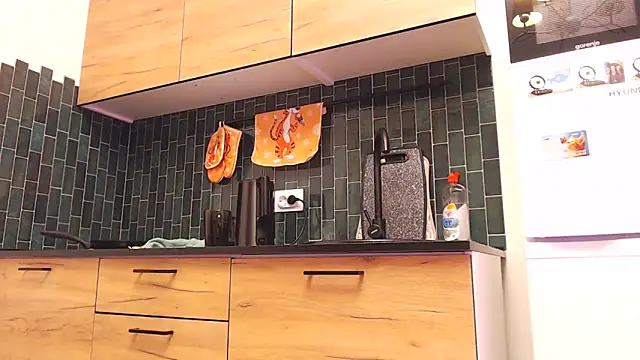 Karolina love  online show from February 22, 2:13 am