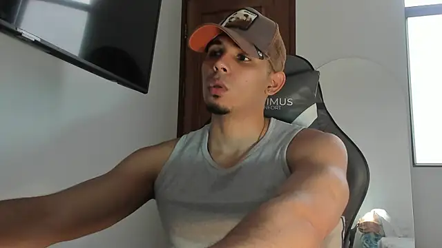 Snapshot of joss_111 chatting on October 25, 2:24 pm joss 111 online show from October 25, 2:24 pm