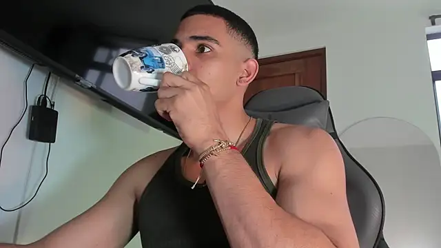 Snapshot of joss_111 chatting on November 2, 11:45 am joss 111 online show from November 2, 11:45 am