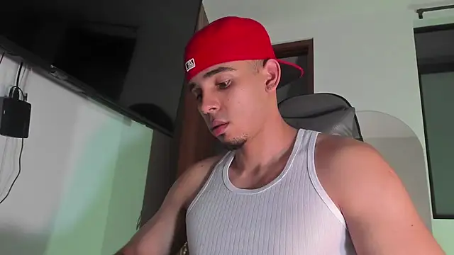 Snapshot of joss_111 chatting on November 8, 12:22 am joss 111 online show from November 8, 12:22 am