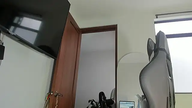 Snapshot of joss_111 chatting on November 29, 12:08 pm joss 111 online show from November 29, 12:08 pm