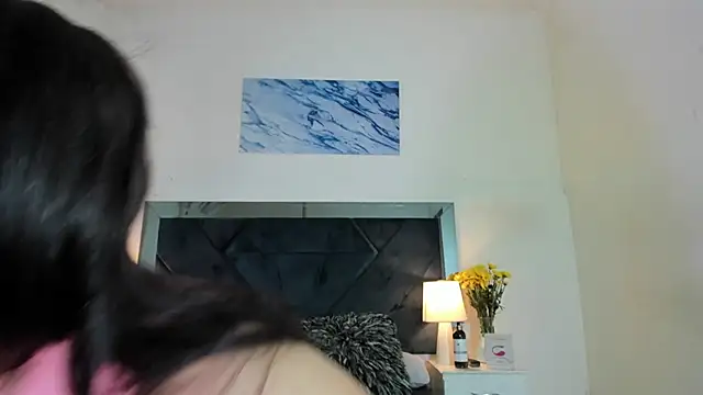 Snapshot of Lauralove_69 chatting on February 1, 4:11 pm Lauralove 69 online show from February 1, 4:11 pm