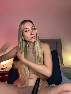 DanikRosse online show from March 25, 3:01 am