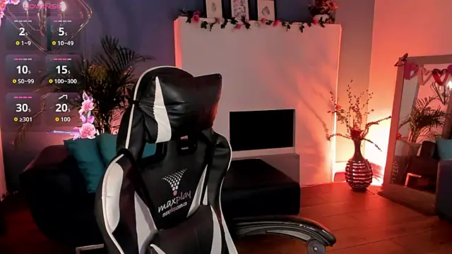 Megan inked online show from March 5, 3:24 am