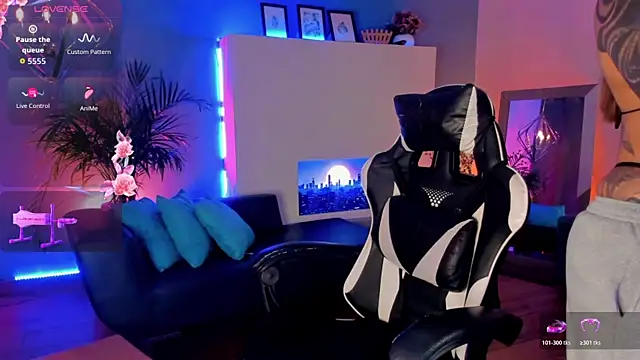 Megan inked online show from April 8, 3:06 am