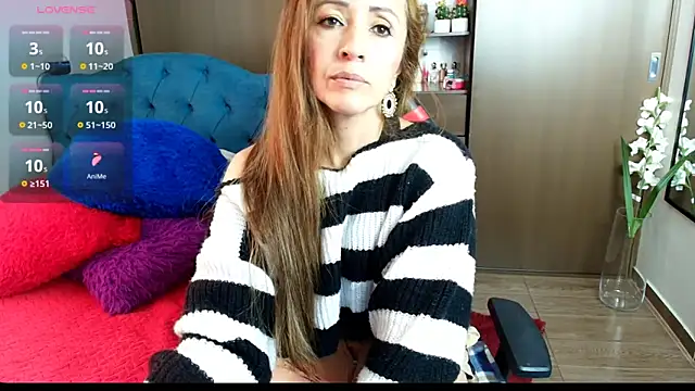 Snapshot of valeria_teiku chatting on October 19, 8:53 pm valeria teiku online show from October 19, 8:53 pm