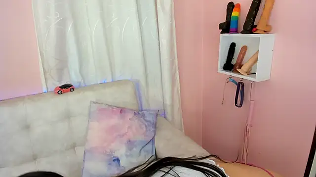 Snapshot of tinysara chatting on January 24, 7:49 pm tinysara online show from January 24, 7:49 pm