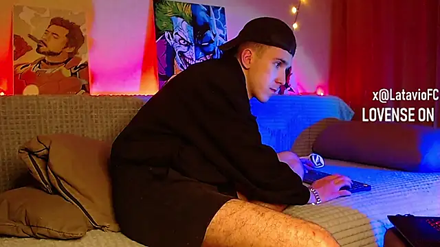 Midnighter  online show from March 7, 1:20 am