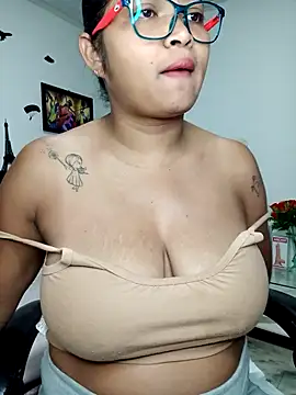 chalohott online show from April 10, 11:04 am