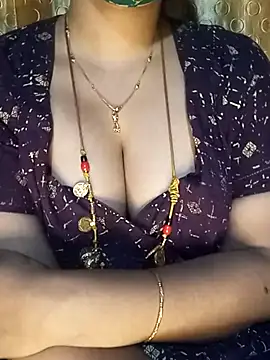 tuttifrutti17 online show from March 22, 6:14 pm