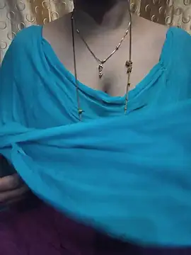 Snapshot of tuttifrutti17 chatting on July 28, 4:50 pm tuttifrutti17 online show from July 28, 4:50 pm