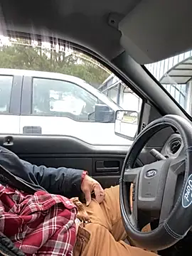 Snapshot of Themechanic420 chatting on January 7, 1:46 pm Themechanic420 online show from January 7, 1:46 pm