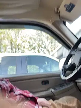 Snapshot of Themechanic420 chatting on January 16, 7:20 pm Themechanic420 online show from January 16, 7:20 pm