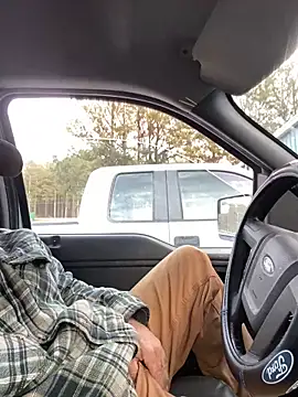 Snapshot of Themechanic420 chatting on January 21, 10:41 pm Themechanic420 online show from January 21, 10:41 pm