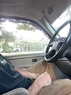 Snapshot of Themechanic420 chatting on October 2, 12:56 pm Themechanic420 online show from October 2, 12:56 pm