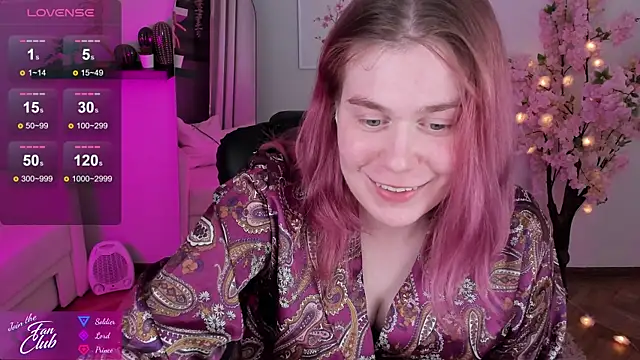 Snapshot of Nancy_Sun_ chatting on December 12, 2:11 pm Nancy Sun online show from December 12, 2:11 pm