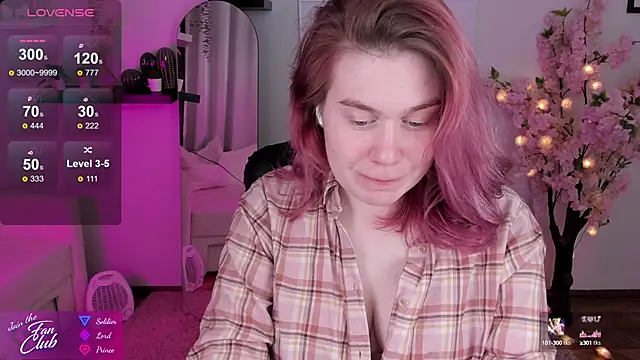 Snapshot of Nancy_Sun_ chatting on December 13, 11:45 am Nancy Sun online show from December 13, 11:45 am